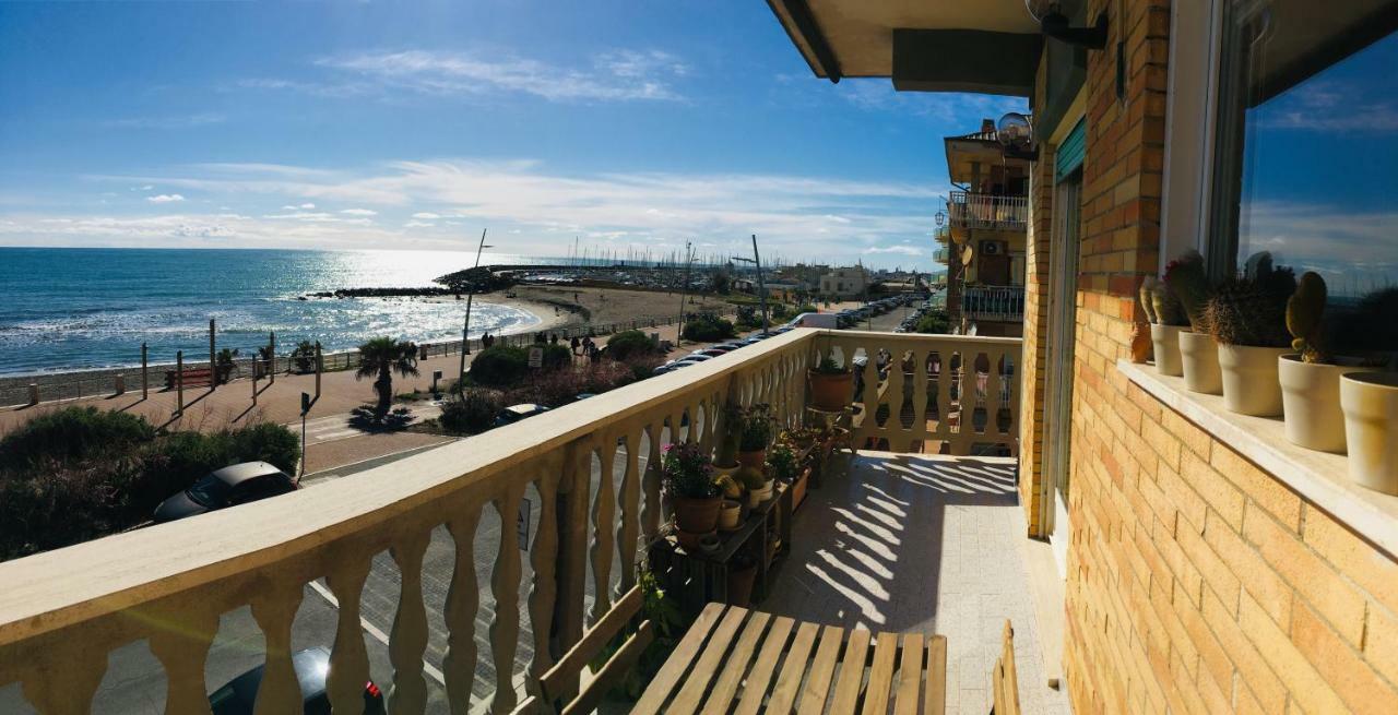 Апартаменти Casa Al Mare Лідо-ді-Остія Екстер'єр фото